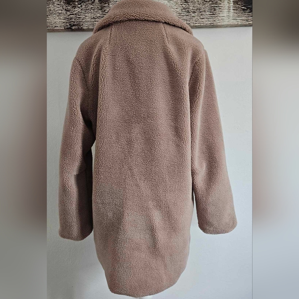 Kut From The Kloth Addyson Fleece coat in taupe - Picture 4 of 9